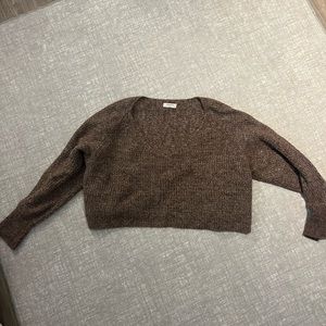Size L. Aritzia / Babaton sweater